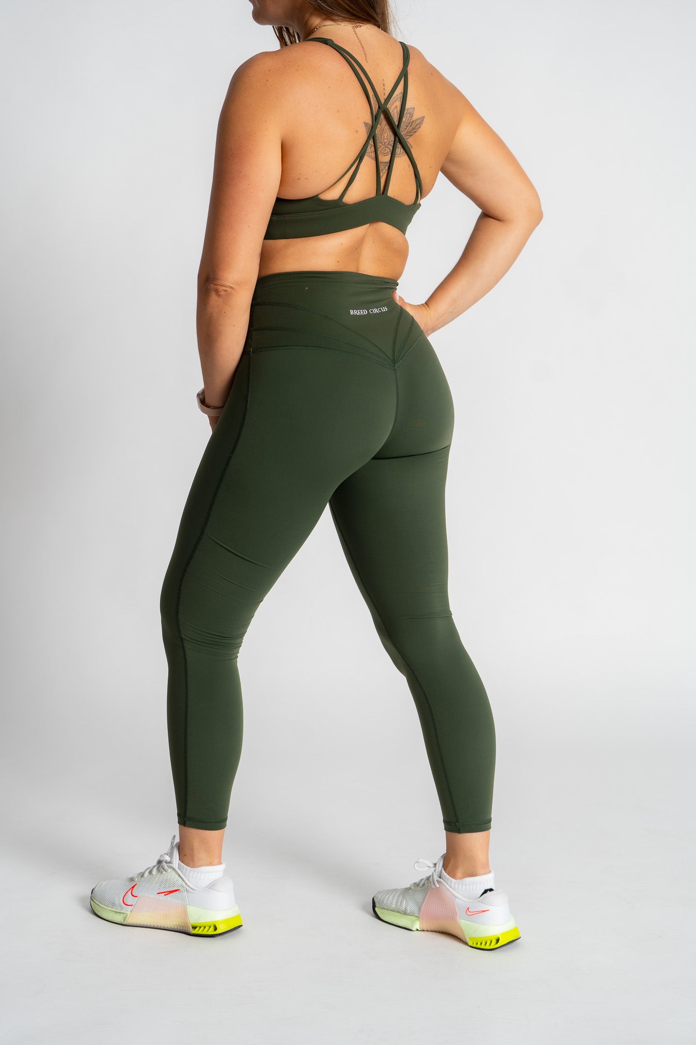 Antonella leggings : Mid-Waist Activewear Leggings