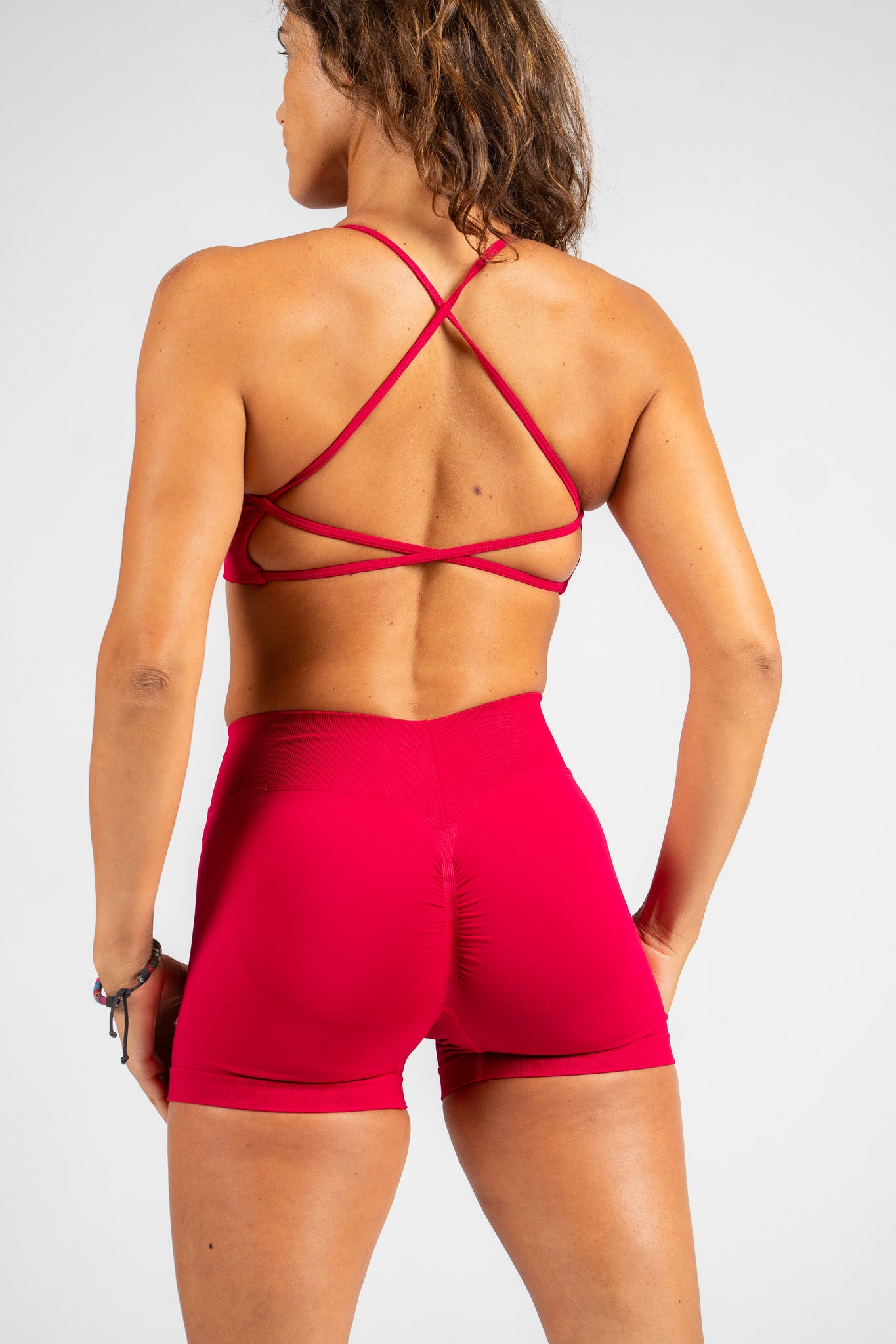 Sophia Shorts: Mid-Waist Activewear Shorts with Scrunch Seam