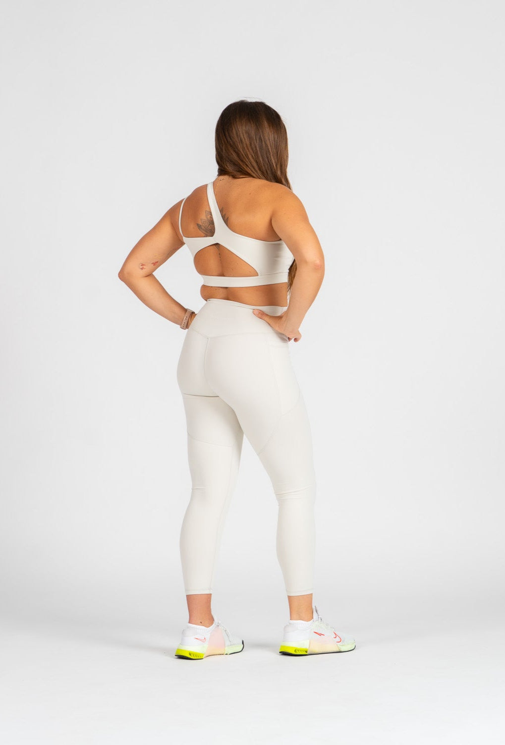 Milla leggings : Mid-Waist Activewear Leggings