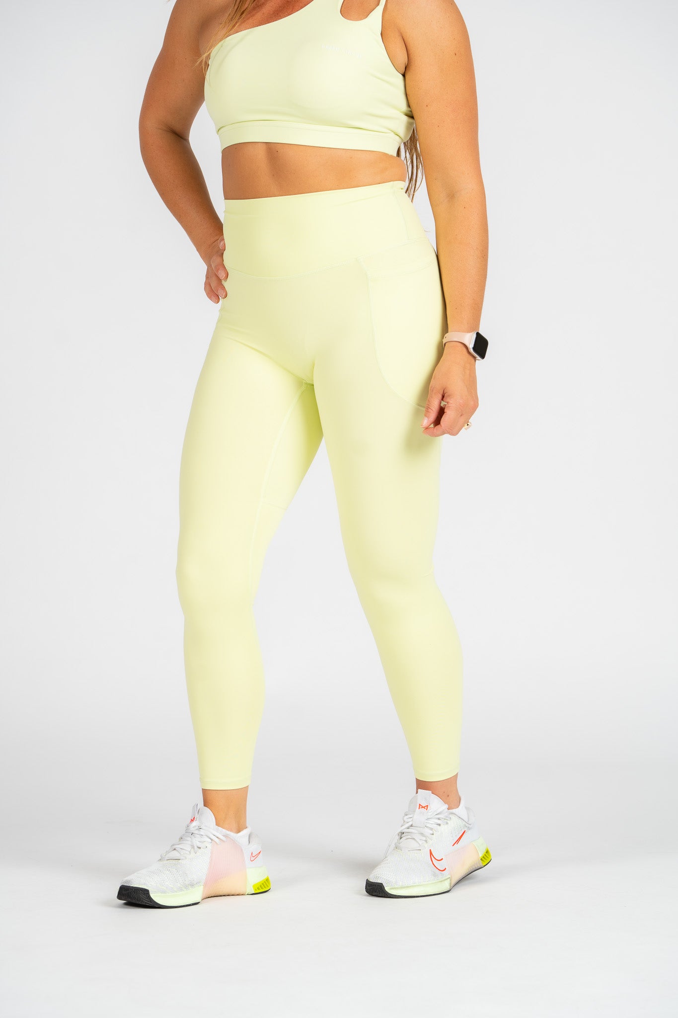 Milla leggings : Mid-Waist Activewear Leggings