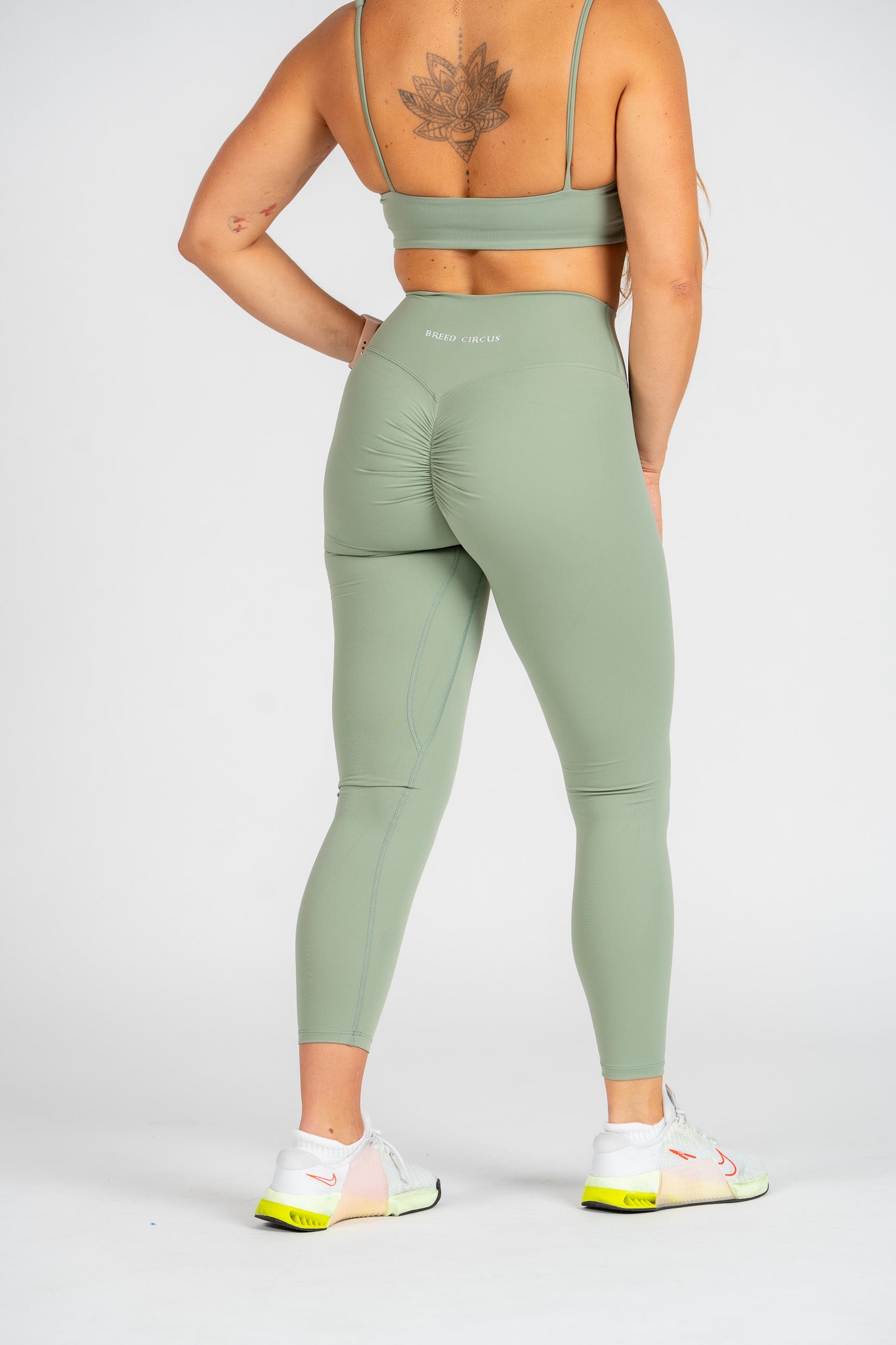 Maddalena leggings : Mid-Waist Activewear Leggings