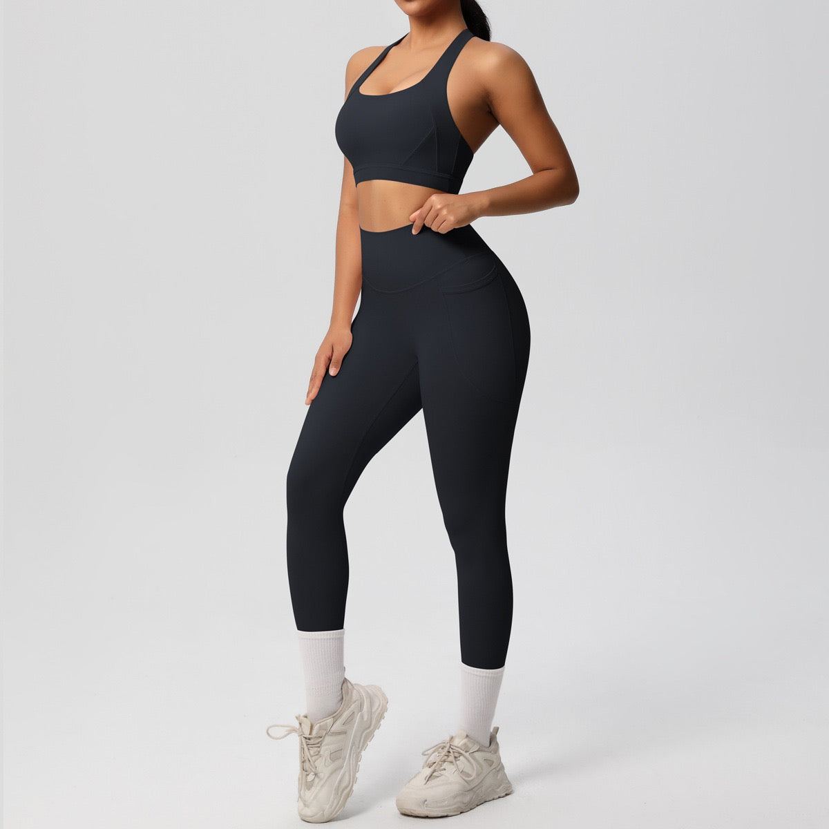 Iris leggings : Mid-Waist Activewear Leggings with Pockets