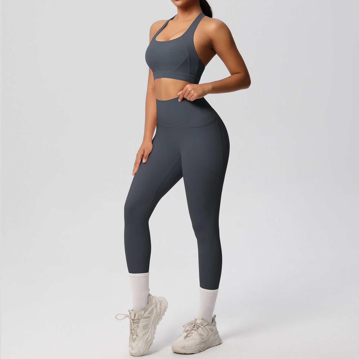Iris leggings : Mid-Waist Activewear Leggings with Pockets
