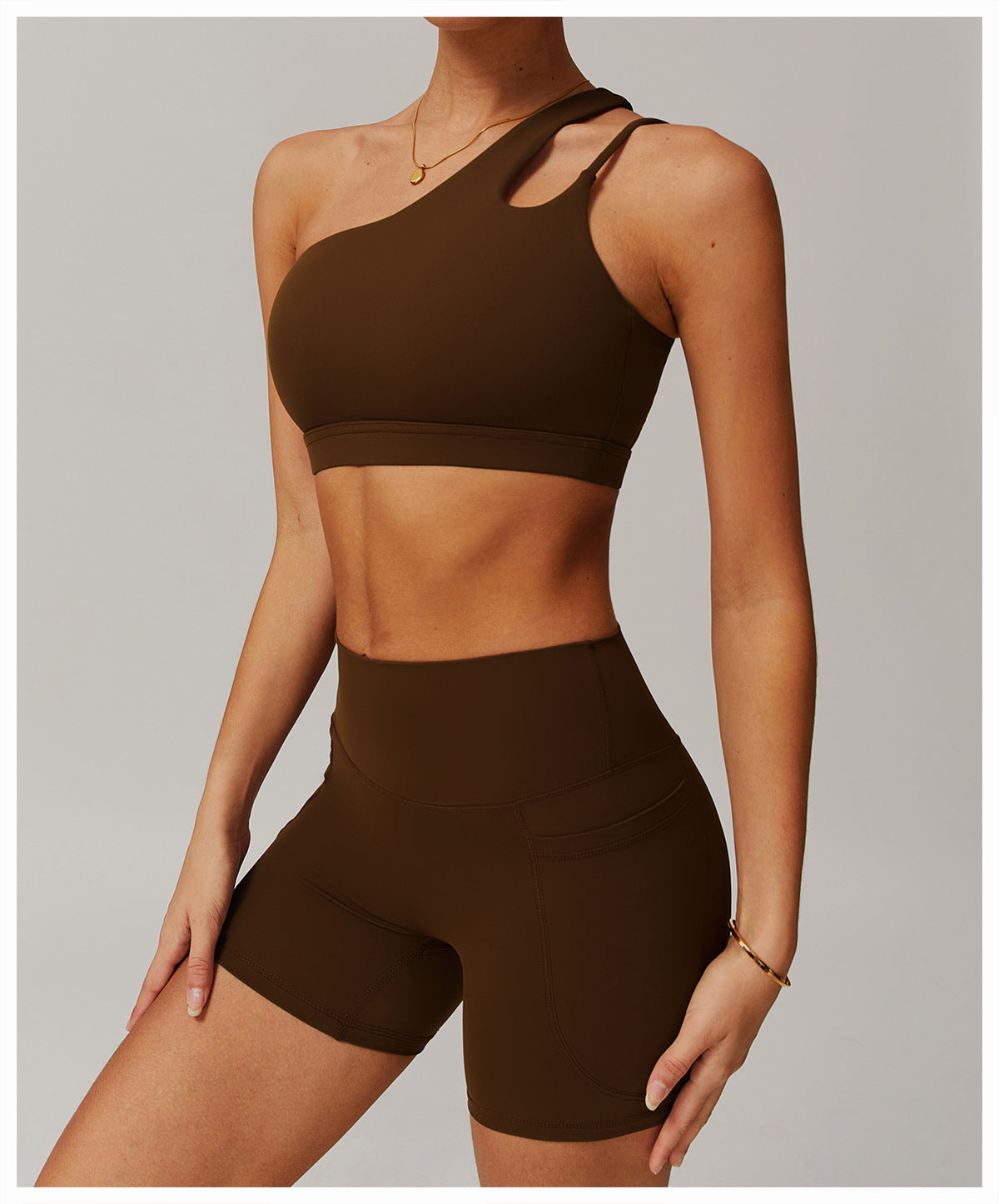 Milla Shorts: Mid-Waist Activewear Shorts With Pockets