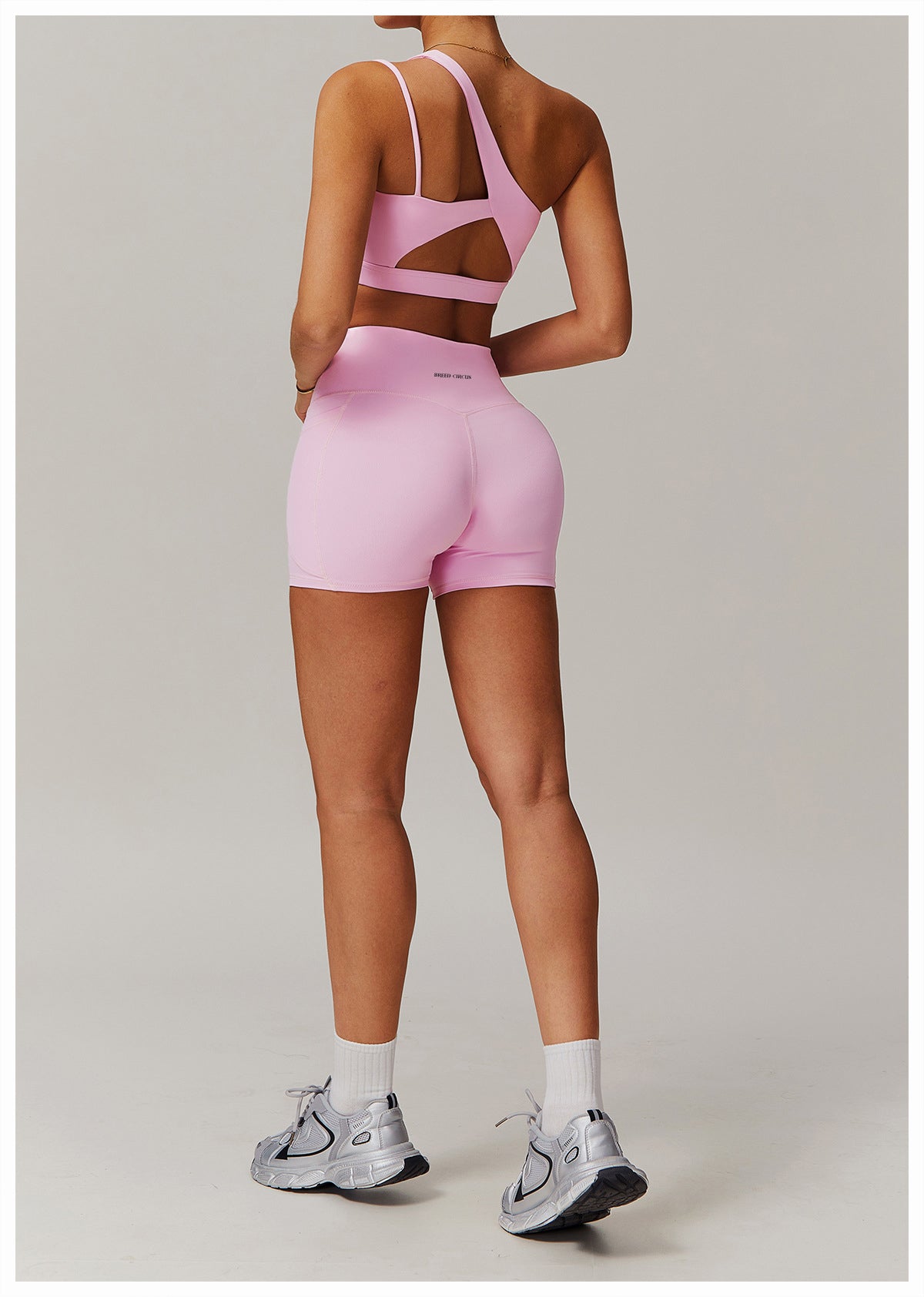 Milla Shorts: Mid-Waist Activewear Shorts With Pockets